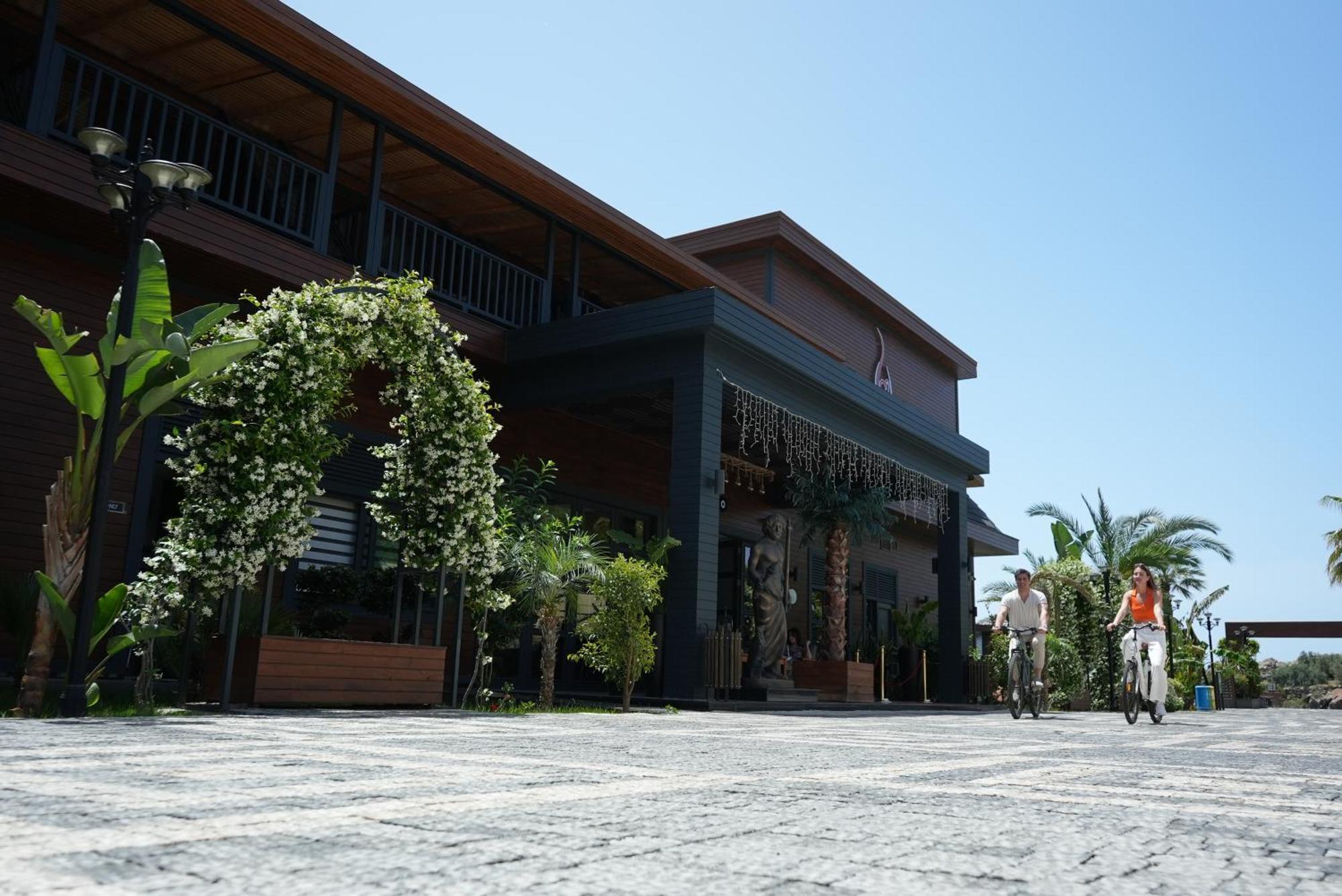 Porto Amore Club Hotel (Adults Only) Alanya Esterno foto